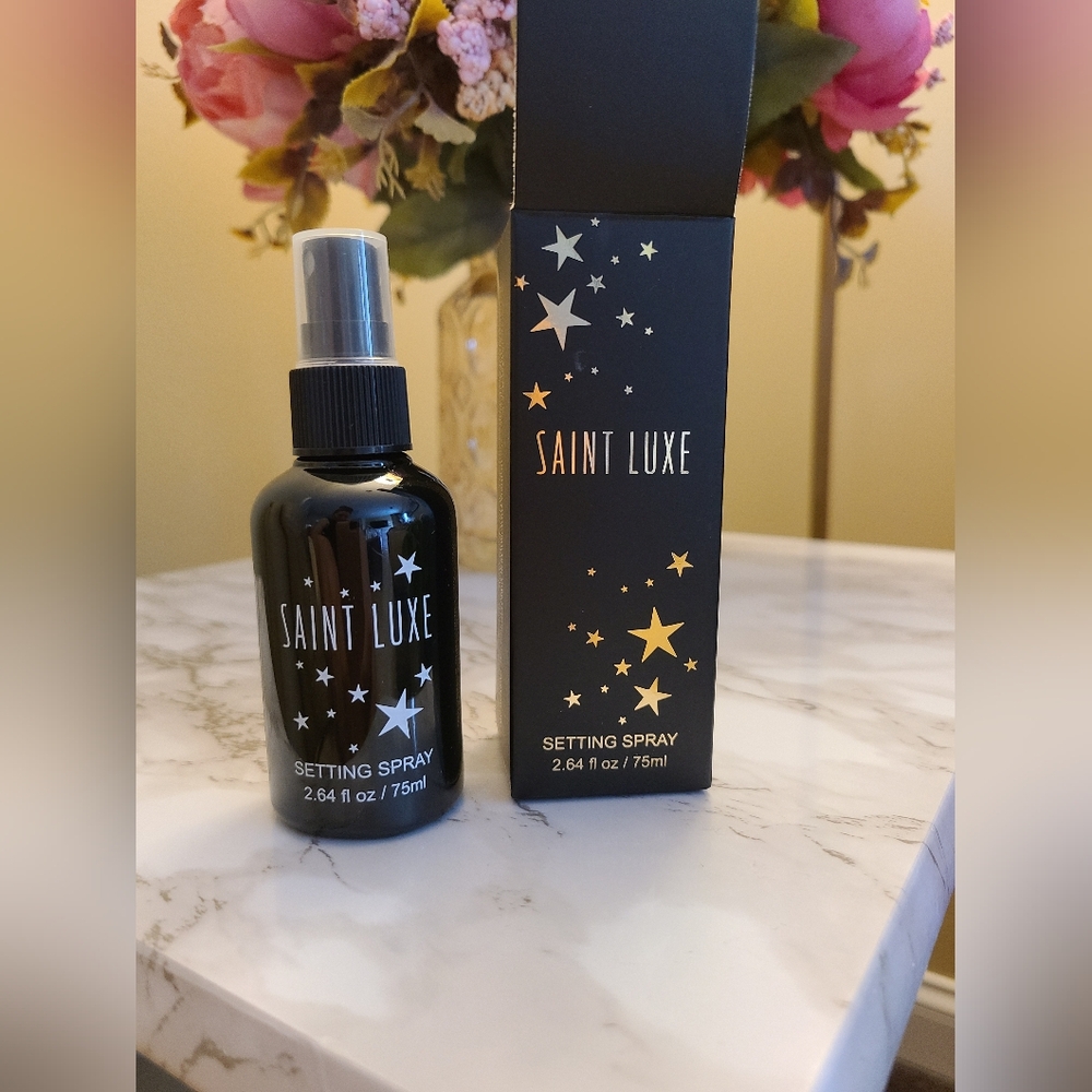 Saint Lux Setting Spray